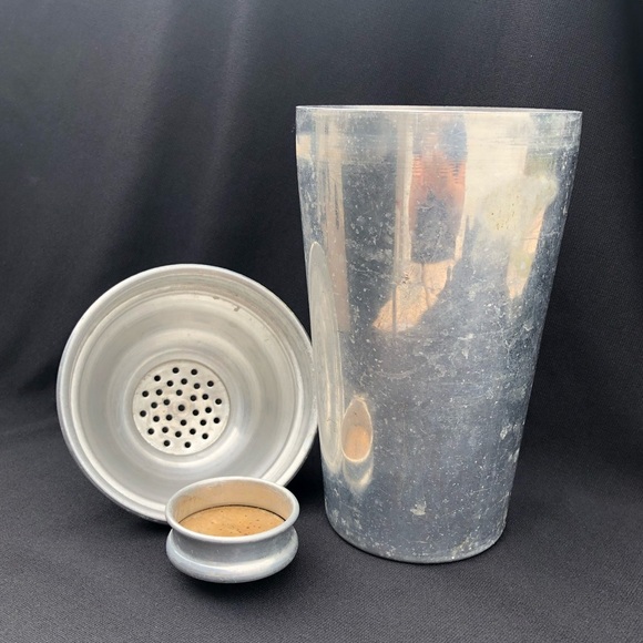Large Vintage 11 1/2” Aluminum Cocktail Shaker - Picture 6 of 8